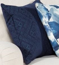 NAVY SOLID PATTERN PILLOW