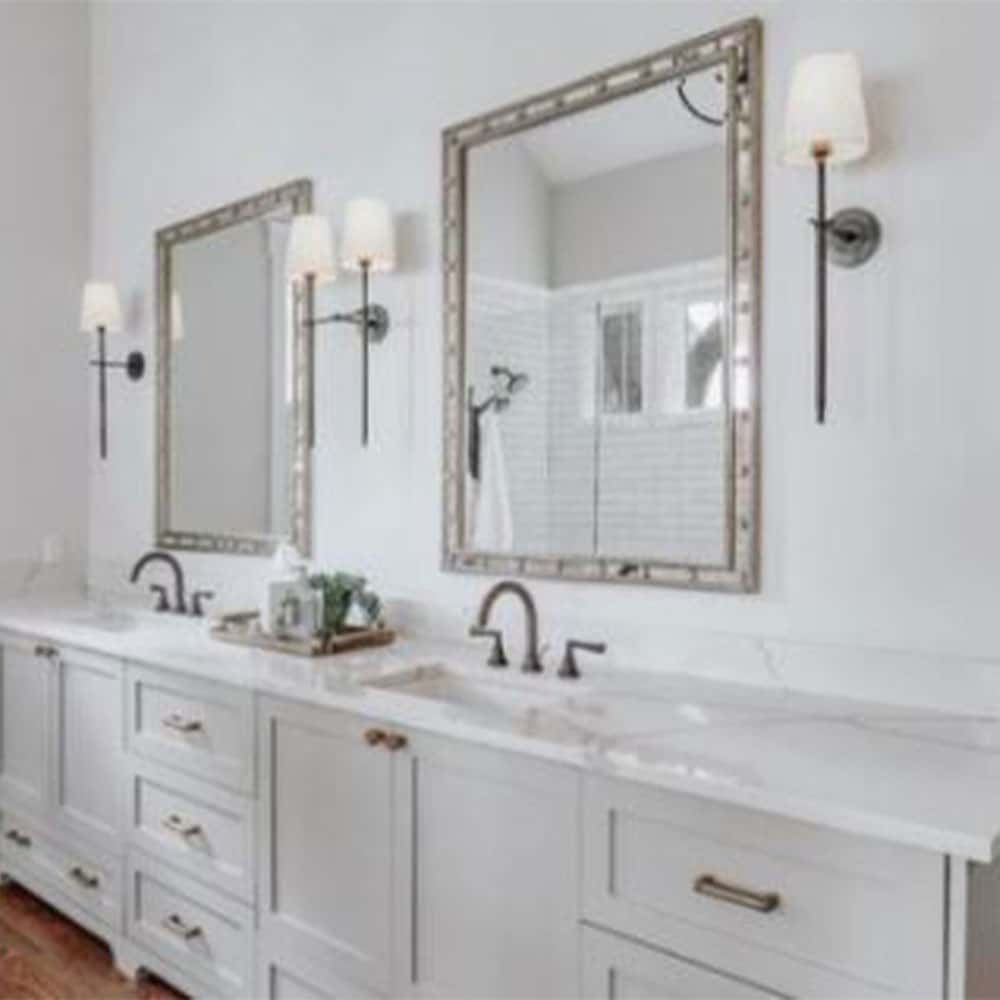 BRYANT LARGE TAIL SCONCE - Image 2