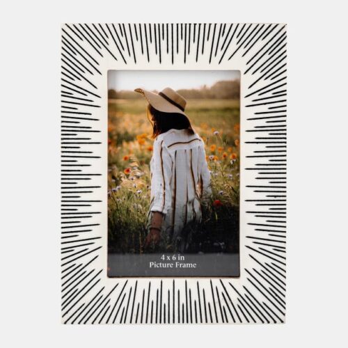 4×6 BURST LINES PHOTO FRAME, BLACK&WHITE