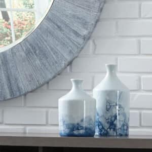 BLUE & WHITE PORCELAIN BOTTLE VASE, SMALL